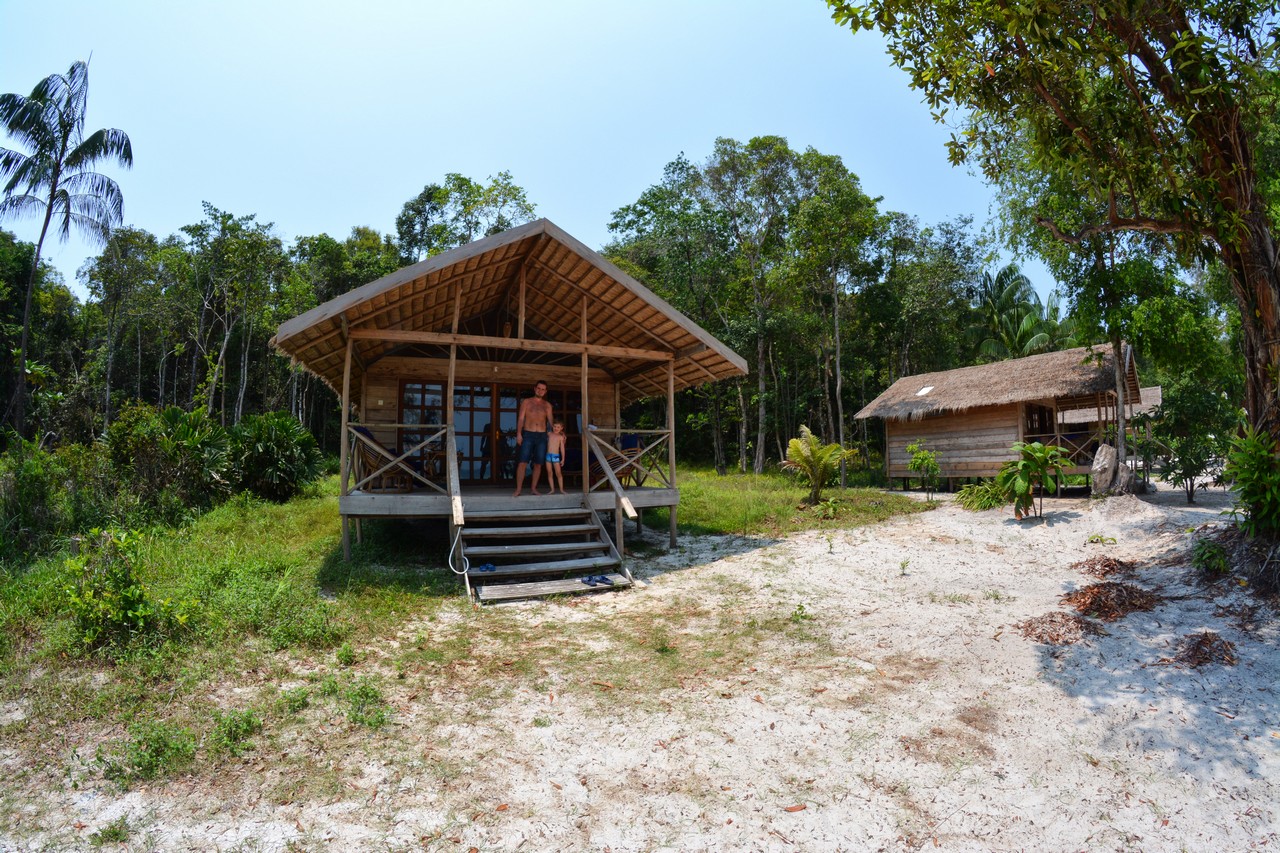 Cambodia with kids - Koh Rong Samloem